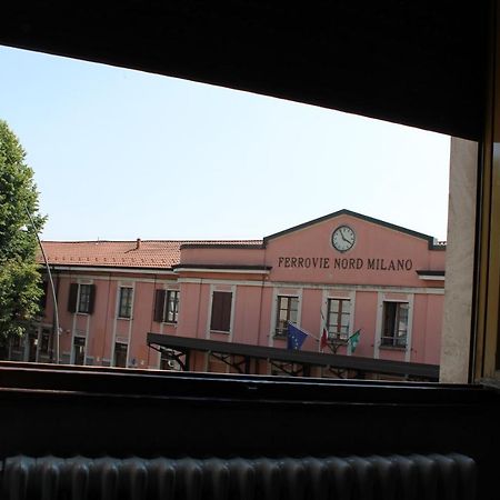 L'Appartamento Della Stazione Di Saronno Eksteriør bilde