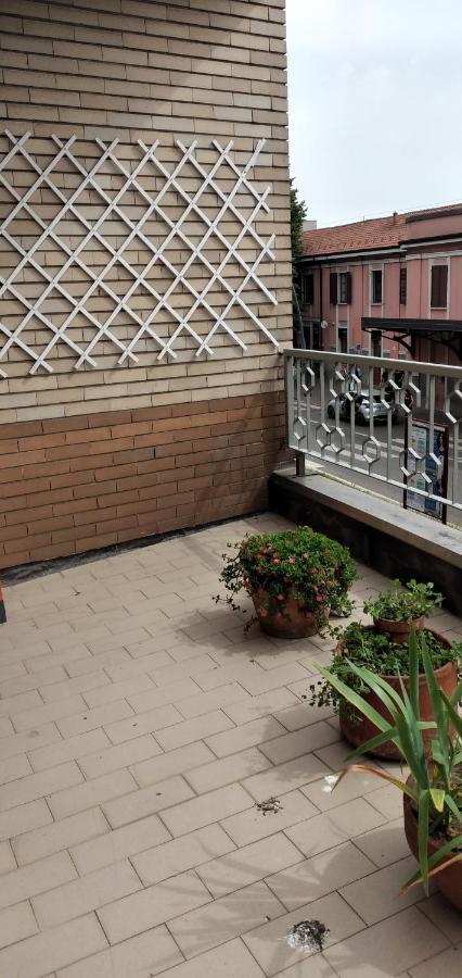 L'Appartamento Della Stazione Di Saronno Eksteriør bilde