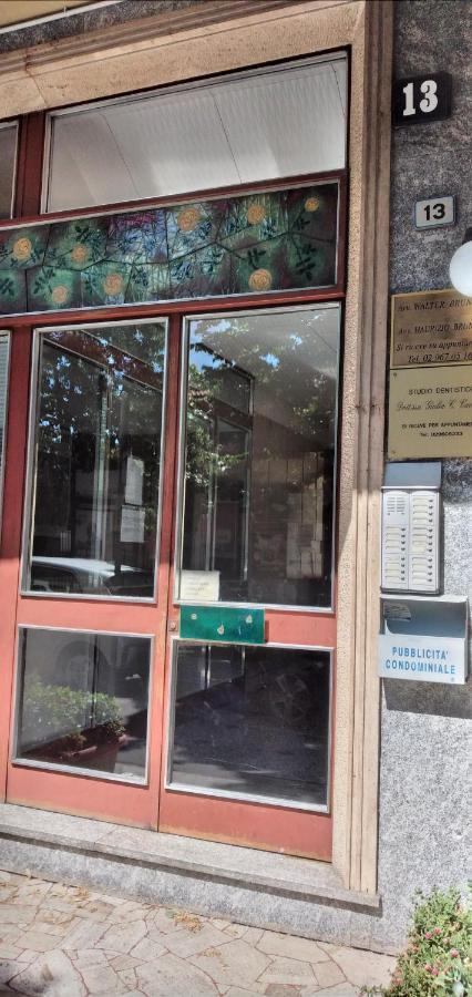 L'Appartamento Della Stazione Di Saronno Eksteriør bilde