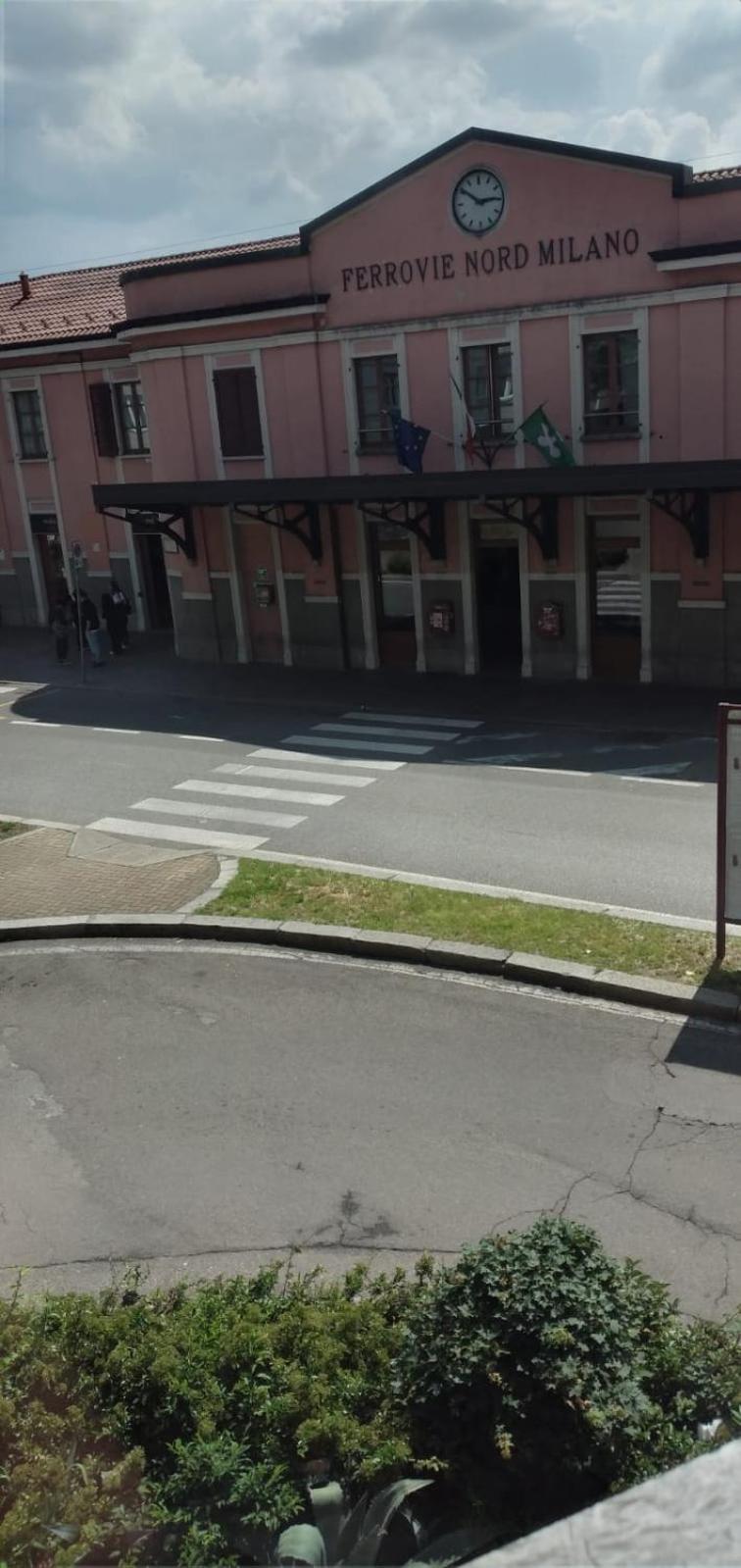 L'Appartamento Della Stazione Di Saronno Eksteriør bilde
